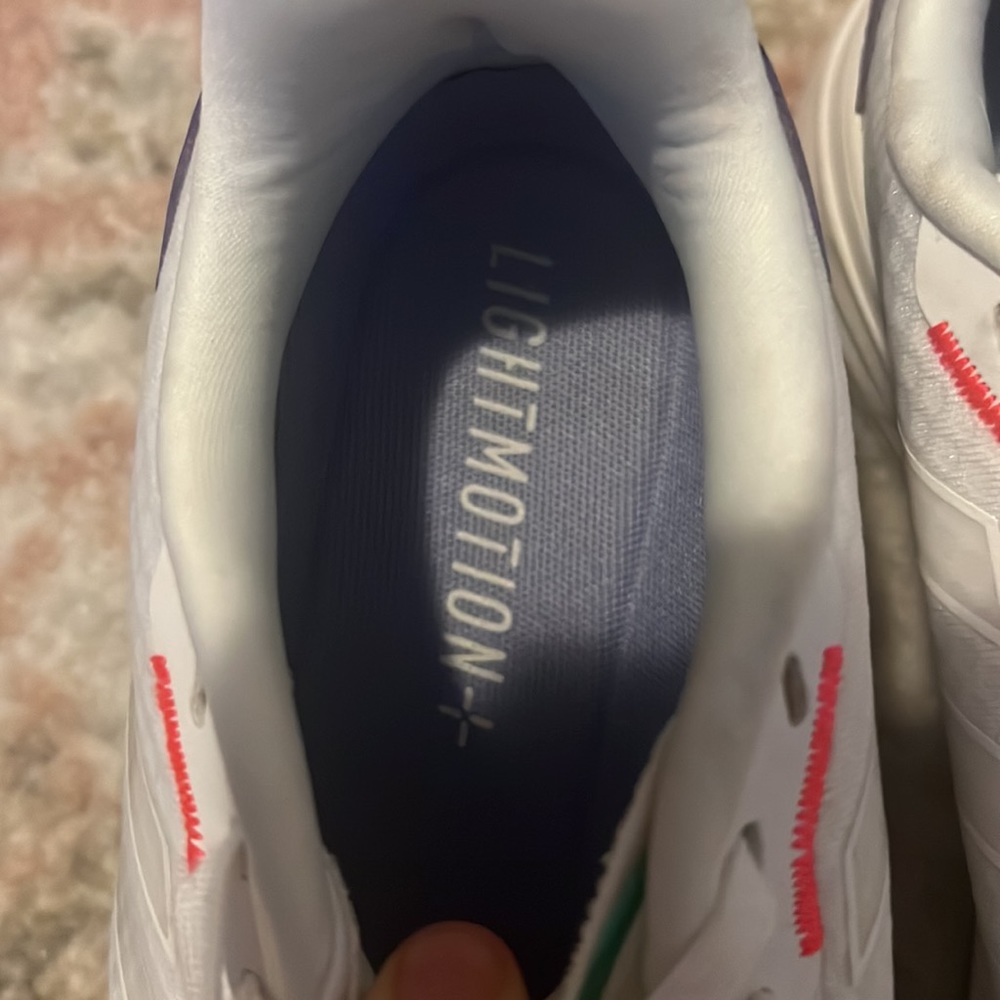 Adidas sneakers - Picture 3 of 4